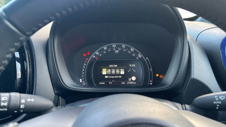 Toyota Aygo X 1.0 VVT-i Edge 5dr Petrol Hatchback